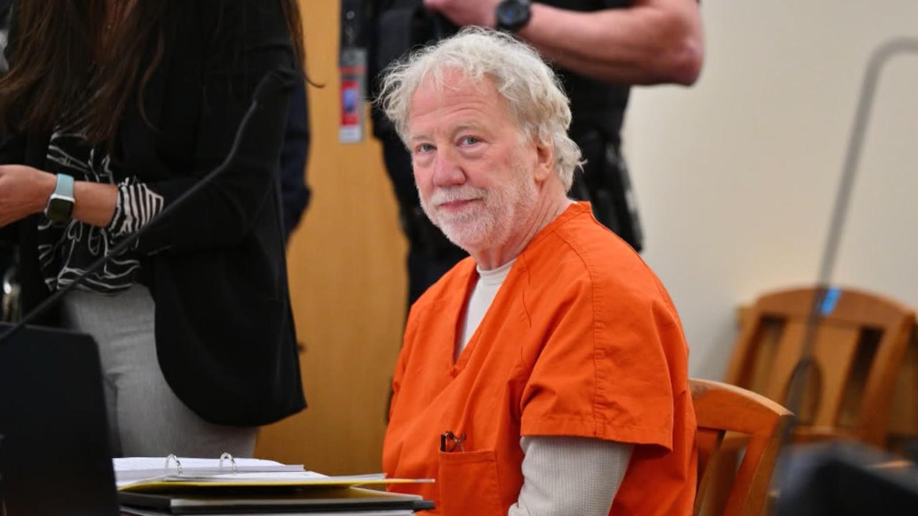 Judge orders release of Timothy Busfield while he awaits trial on sex ...