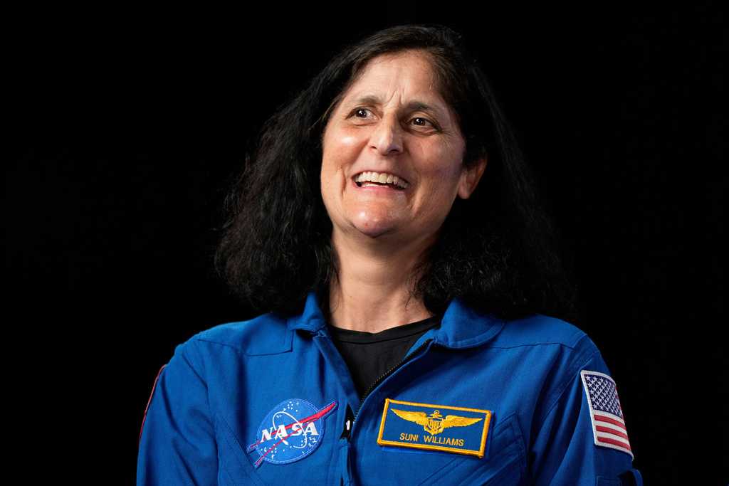Astronaut Suni Williams preparing to 'dig deep' in Boston Marathon
