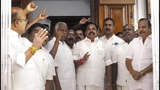 TN governor again storms out of assembly, Stalin hits back
