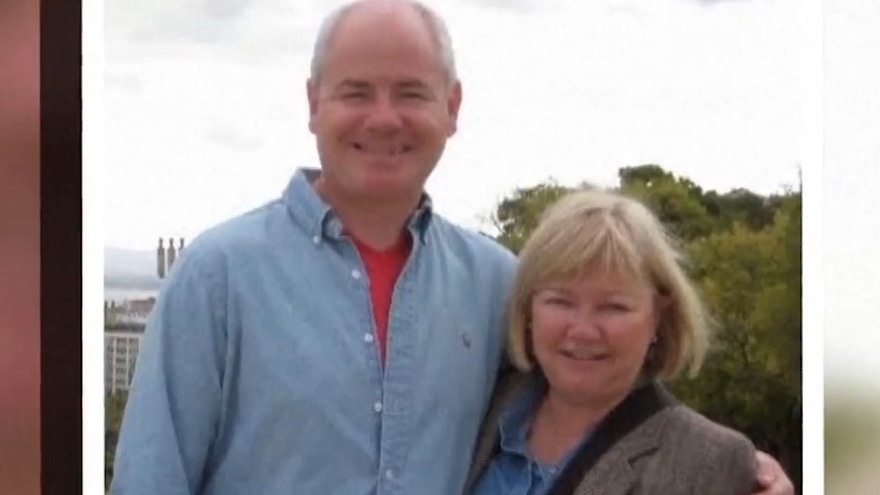 Gunman uses dog ruse to lure Indiana judge, wife to door before ...