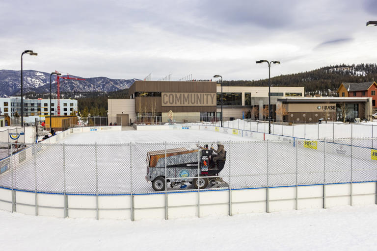 El centro comunitario es un ancla del Town Center.