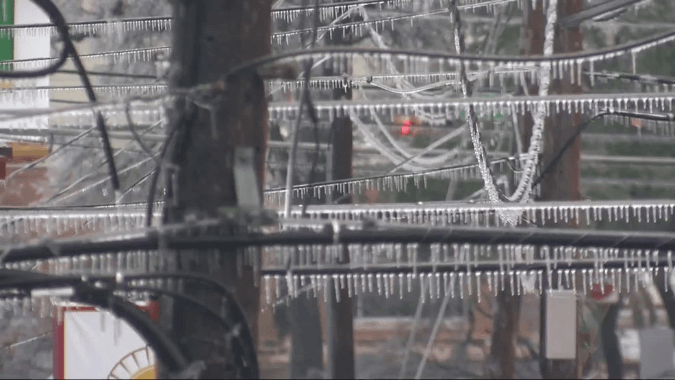 Austin braces for potential freezing rain as energy crews prepare for storm
