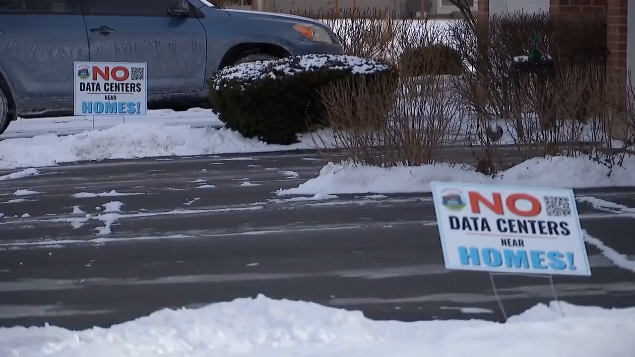 Naperville City Council to consider vote on controversial data center ...