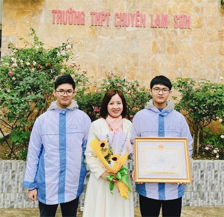 Hai anh em song sinh cùng đạt giải nhất môn Toán trong kỳ thi chọn học sinh giỏi Quốc gia