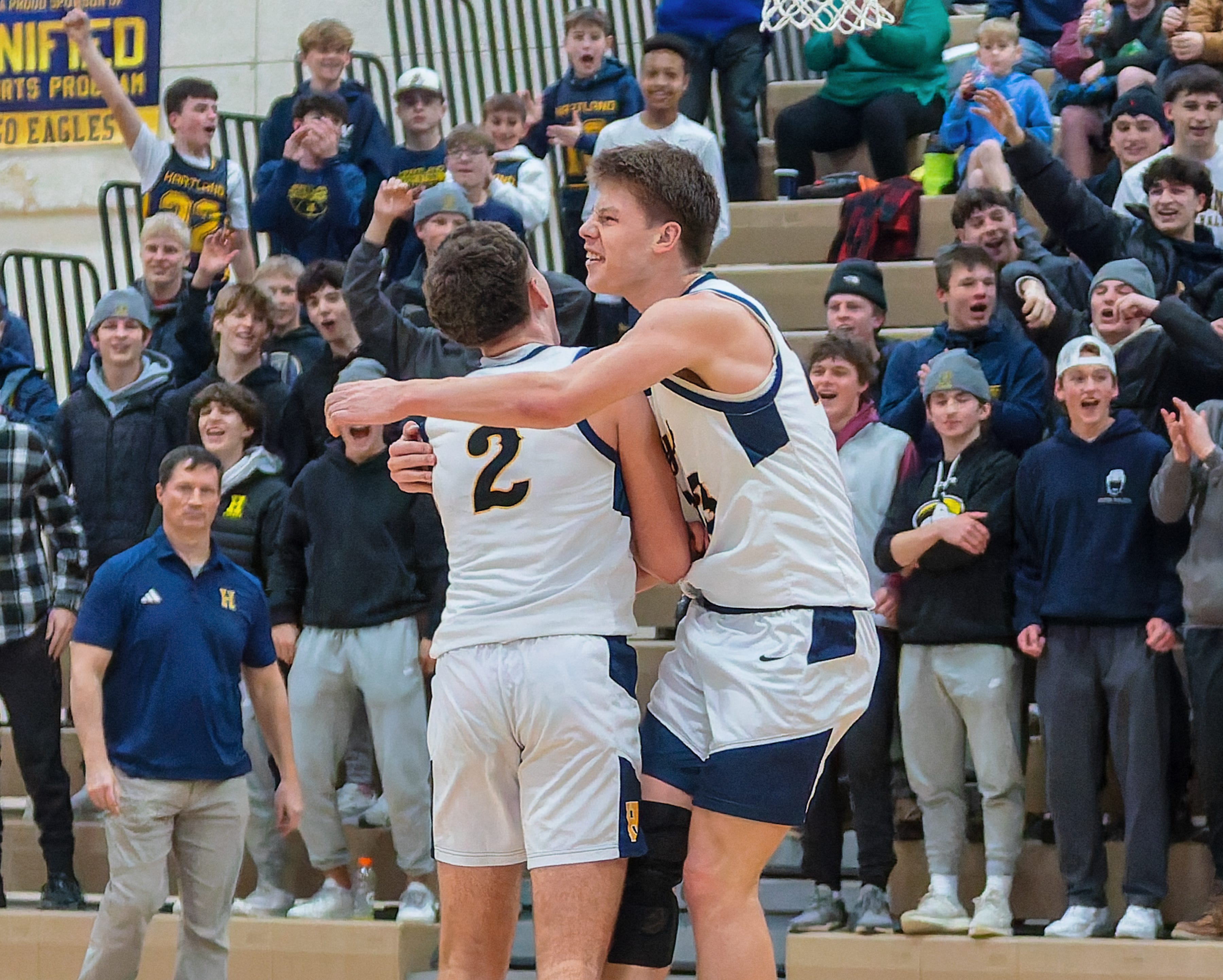 Hartland has one of county's longest boys basketball win streaks