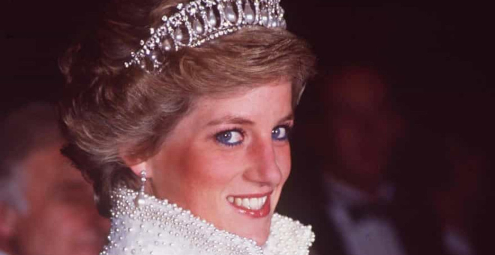 NATALIA ROYAL main image 1