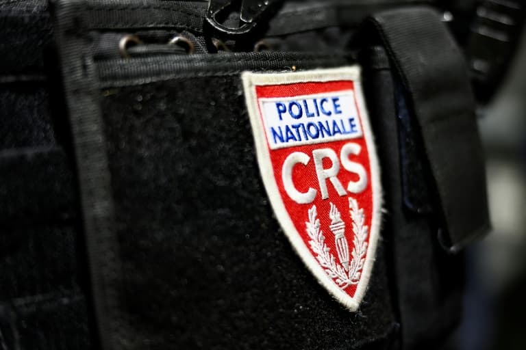 Deux CRS placés en garde à vue pour violences aggravées et vol à Nice