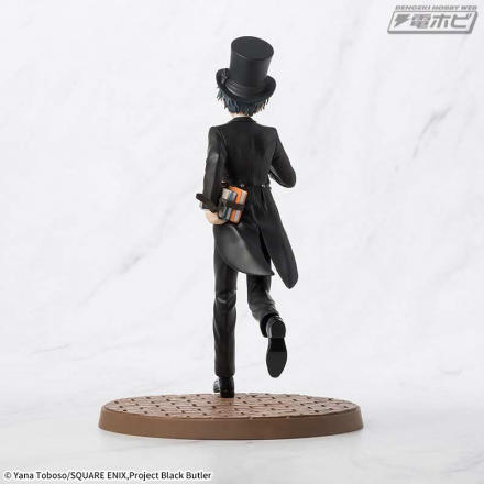 アニメ『黒執事 -寄宿学校編-』から「セバスチャン」と「シエル」の