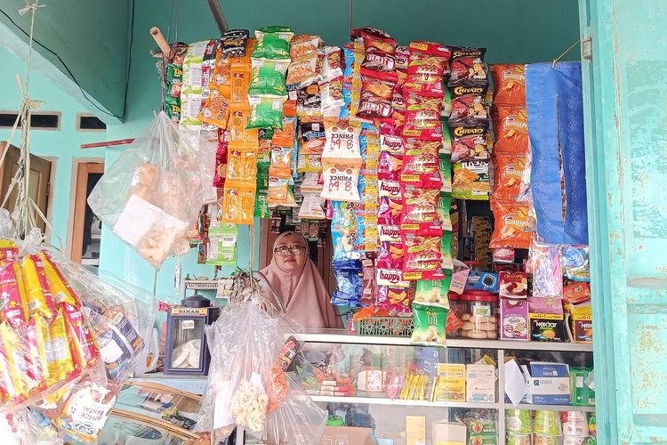 Pria Bekasi Dituntut Rp 50 Juta Setelah Warung Dirampok