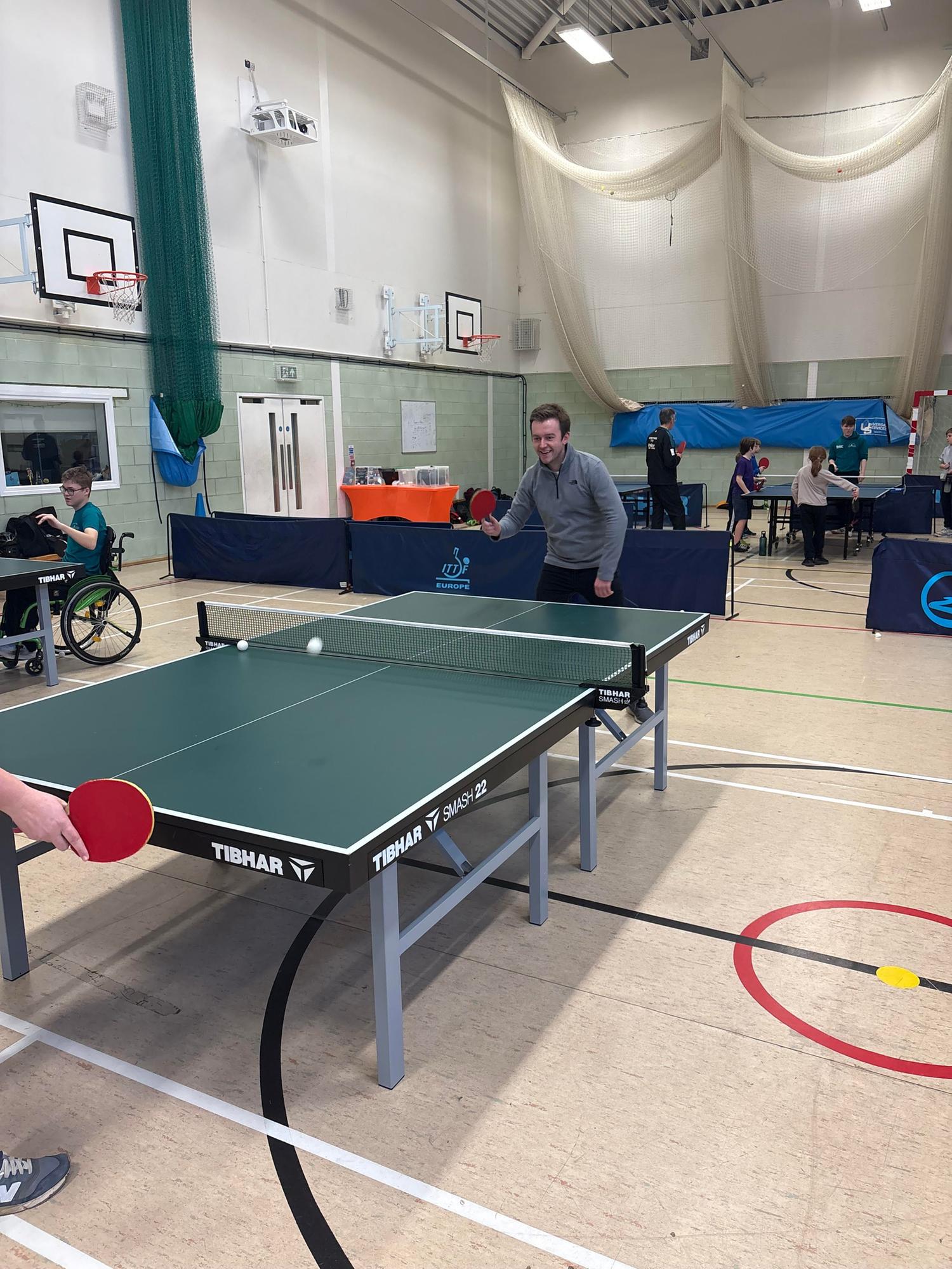 Worthing MP visits local table tennis club