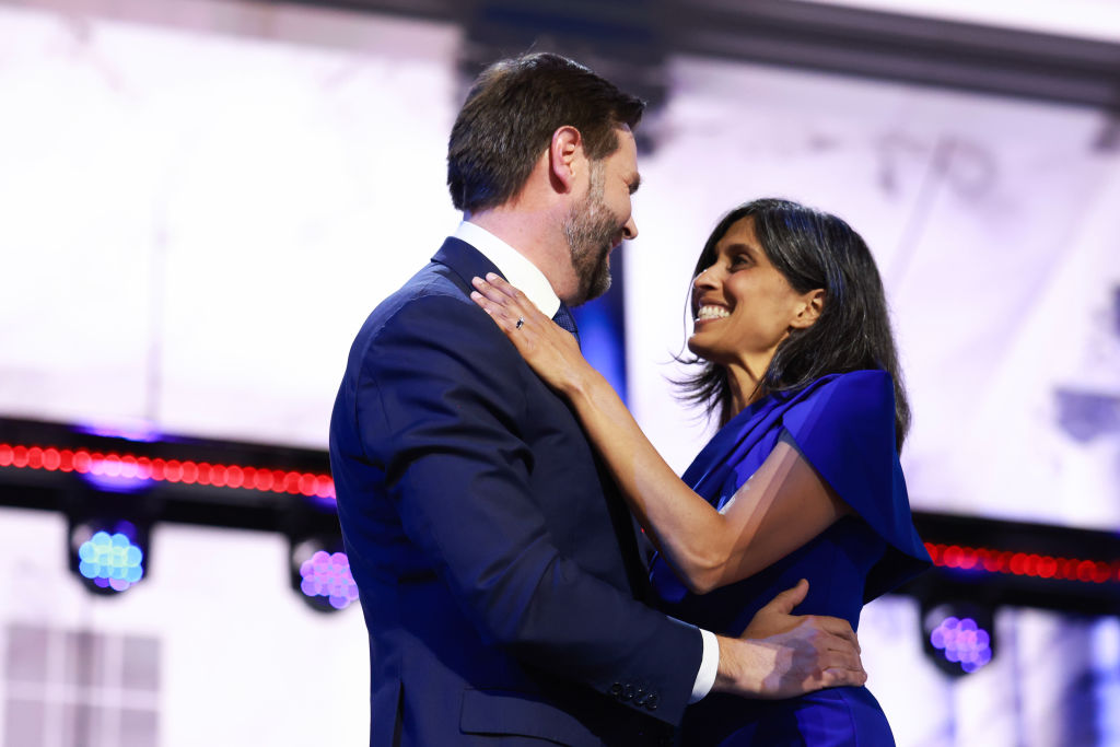 Por qué el embarazo de Usha Vance es histórico