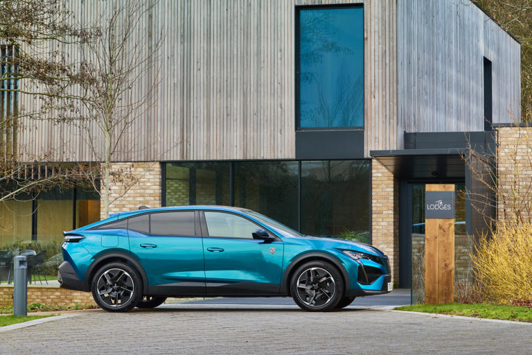 How does the Peugeot e-408 GT live up to its rivals?