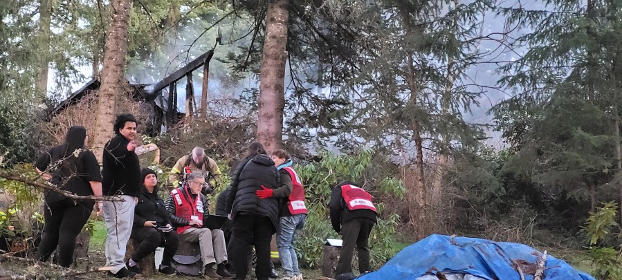 'Tricky' fire destroys home, displaces family of 3 in Washington County