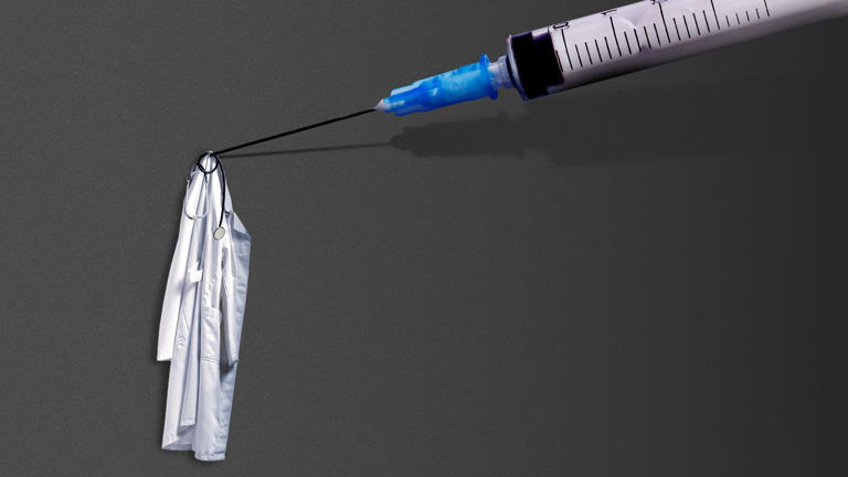 Trump's vaccine changes pit doctors against the federal government