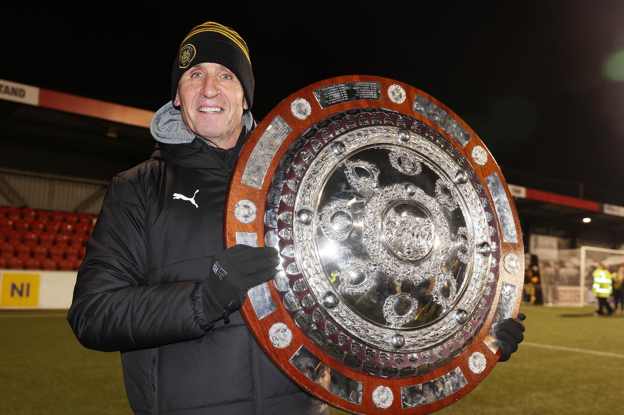 Stephen Baxter highlights 'different gravy' Carrick Rangers star after ...