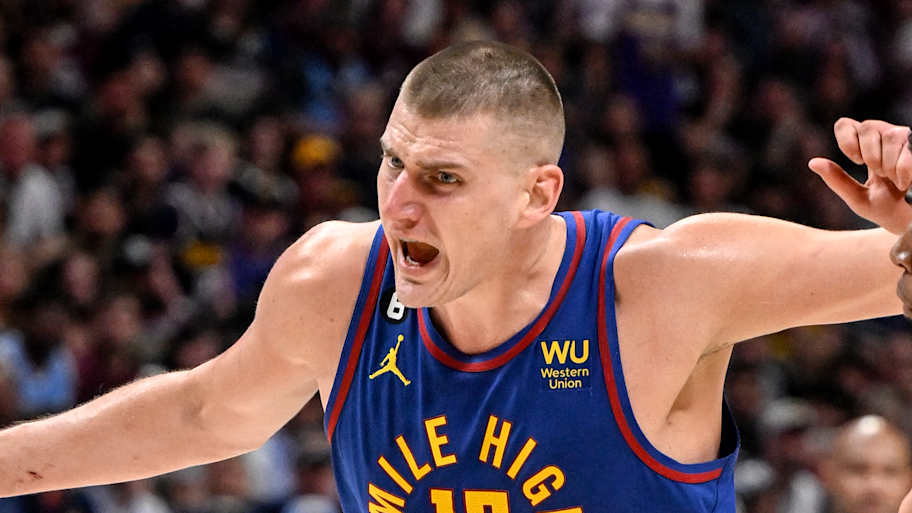 New Jokic injury update sure to leave Nuggets fans confused and annoyed<br><br>