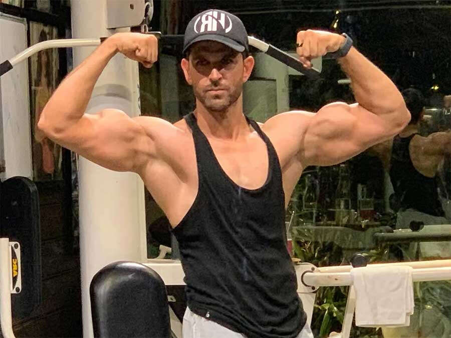 Hrithik Roshan says he's obsessed with his Bollywood biceps