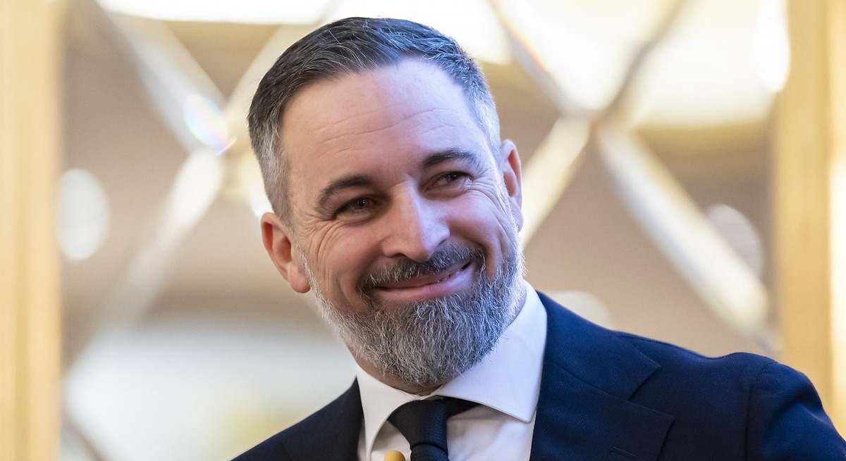 Abascal avisa a Guardiola de que Vox aún quiere entrar en el Gobierno ...