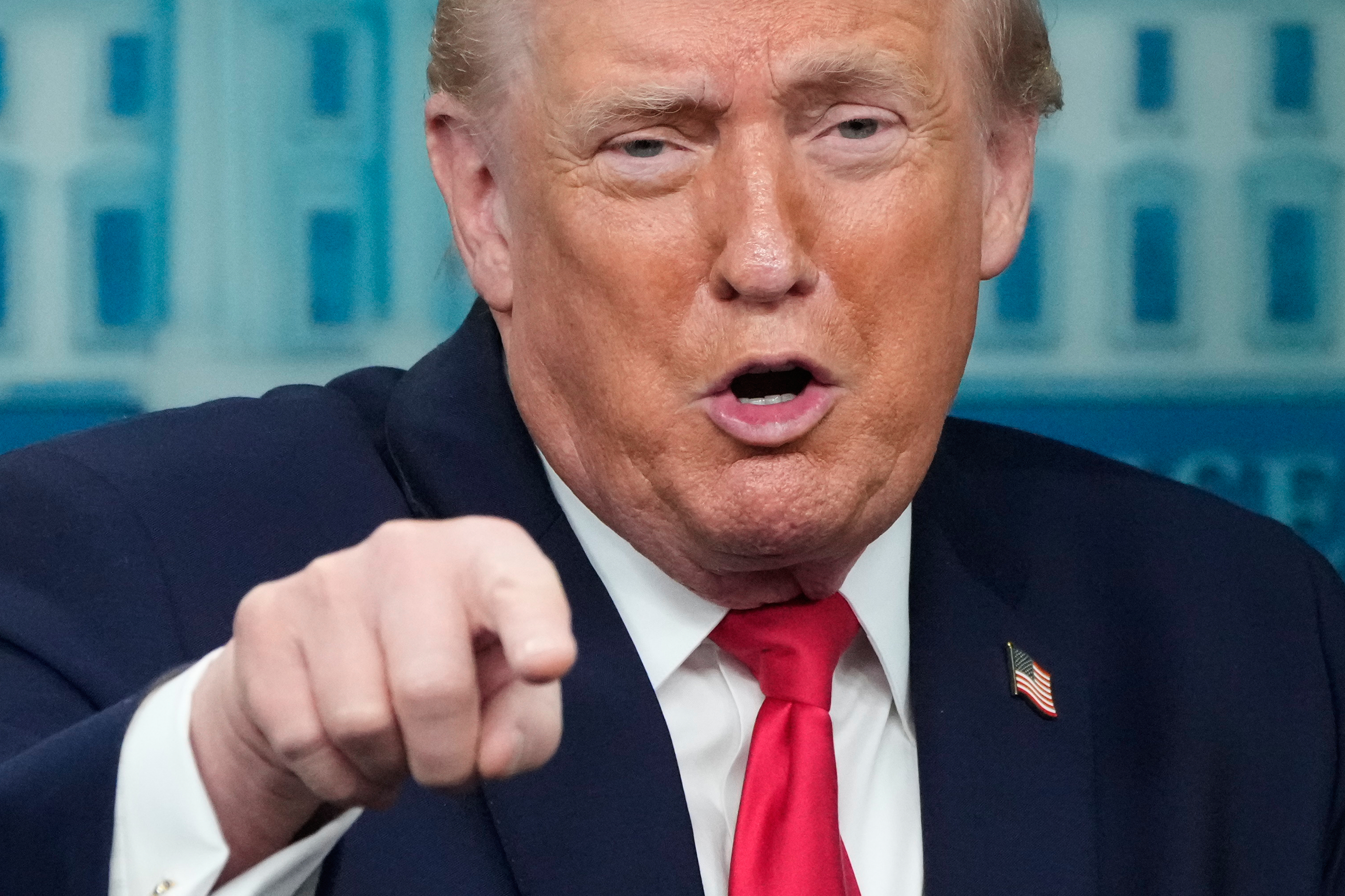 Donald Trump issues $2,000 rebate checks update<br><br>