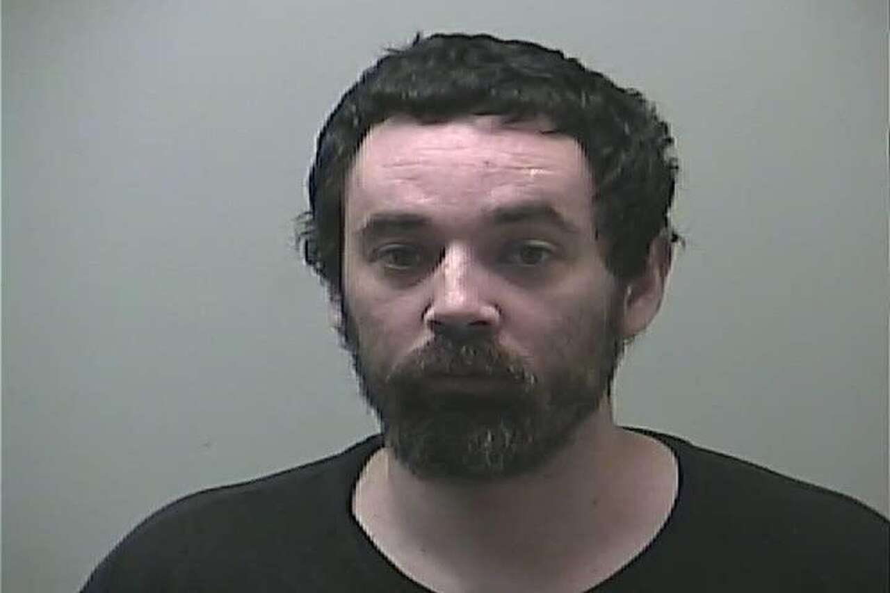 Midland man charged after alleged attempt to strangle girlfriend; held ...
