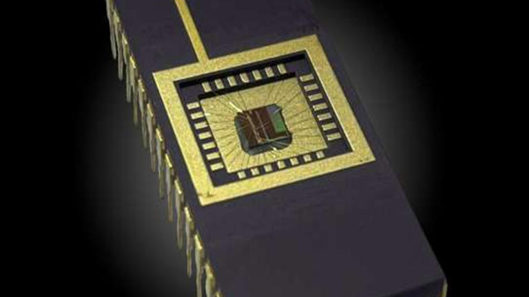 Smart chip could slash computing energy use by up to 5,000×