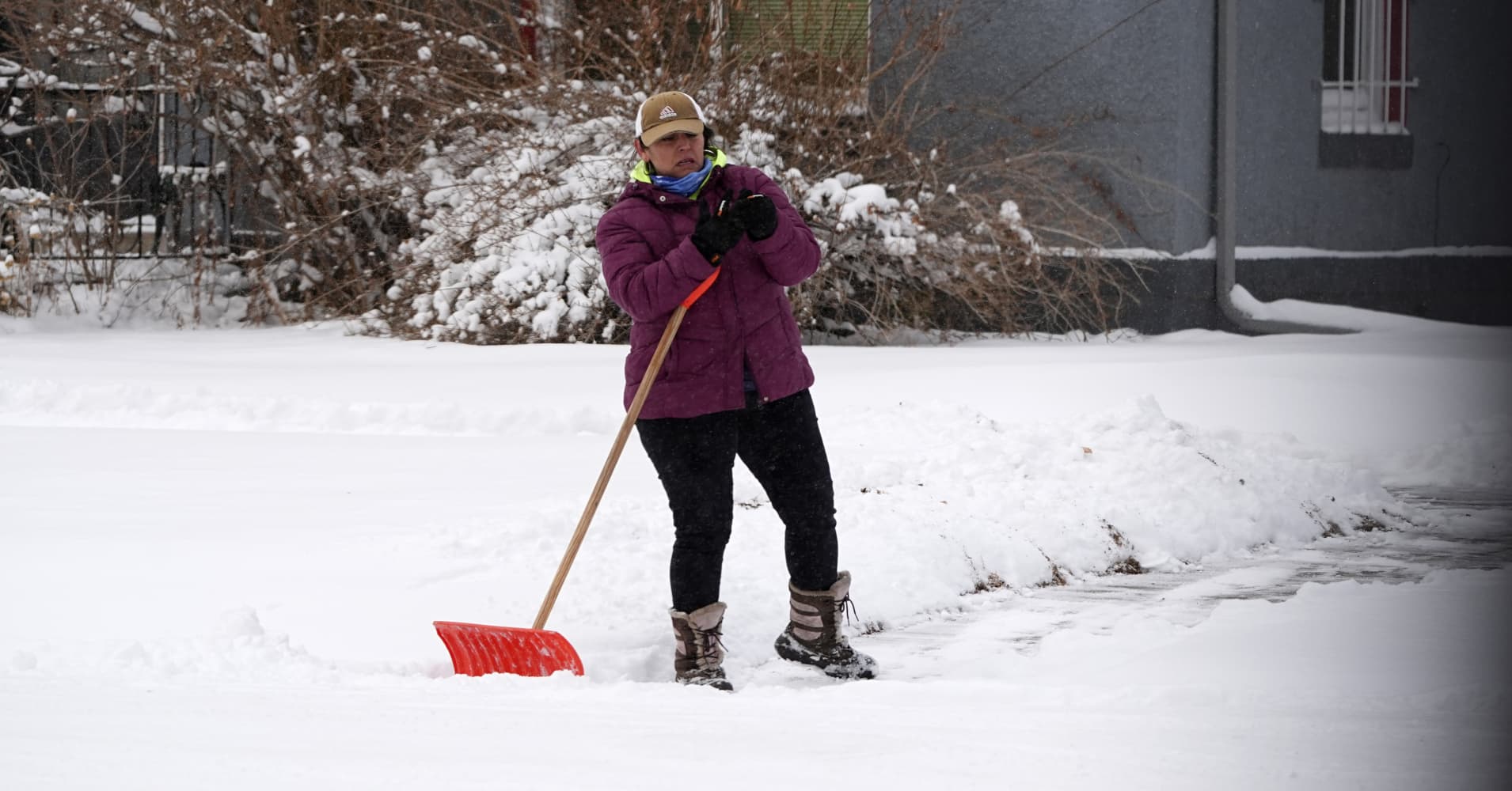 Natural gas prices soar as Arctic cold to blast Upper Midwest and ...