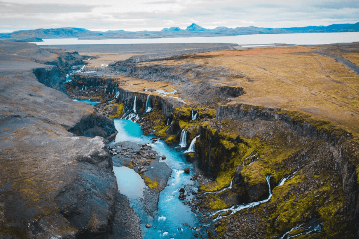earth-has-six-continents-not-seven-radical-study-claims