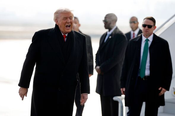 Fox News anchor left floundering as Trump suffers 'embarrassing' sound ...