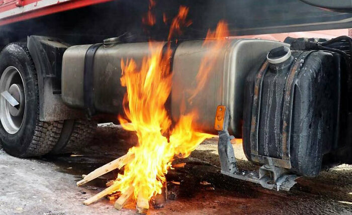 Redditors Share 18 Of The Worst Work Safety Examples Ever