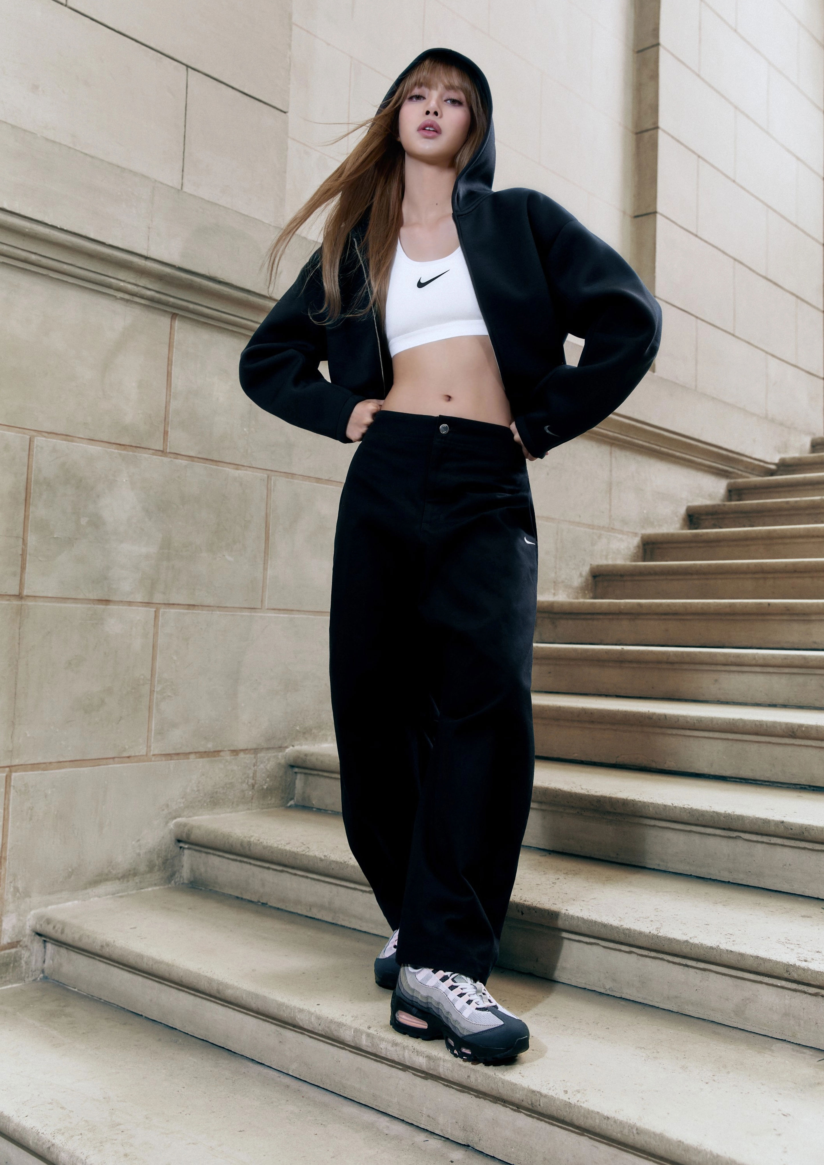 Blackpink's Lisa signs endorsement deal with Nike