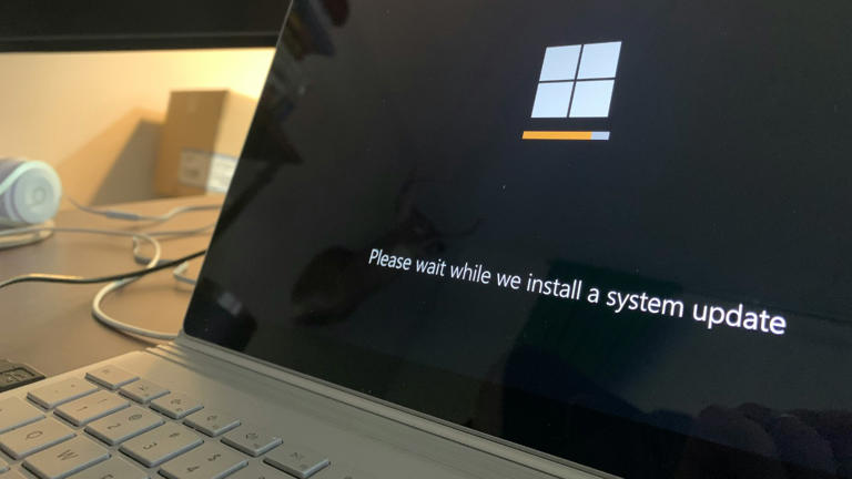 Windows 10 security updates now run to October 2027 if you sync your ...