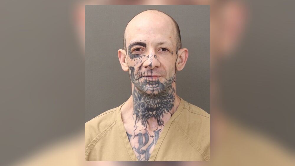 Man facing federal charges after weapons, ammo found at Ohio airport ...