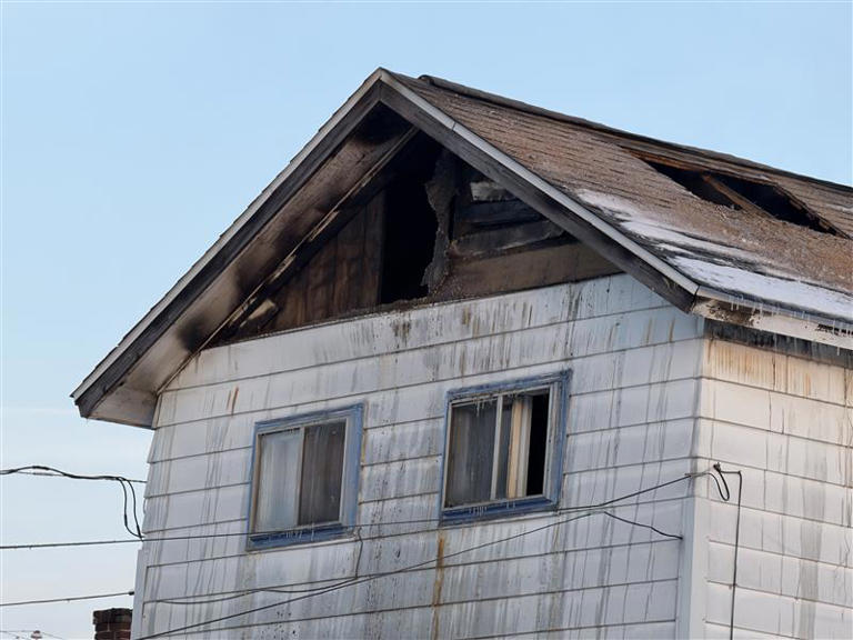 Photos: Crews respond to early morning Punxsy fire