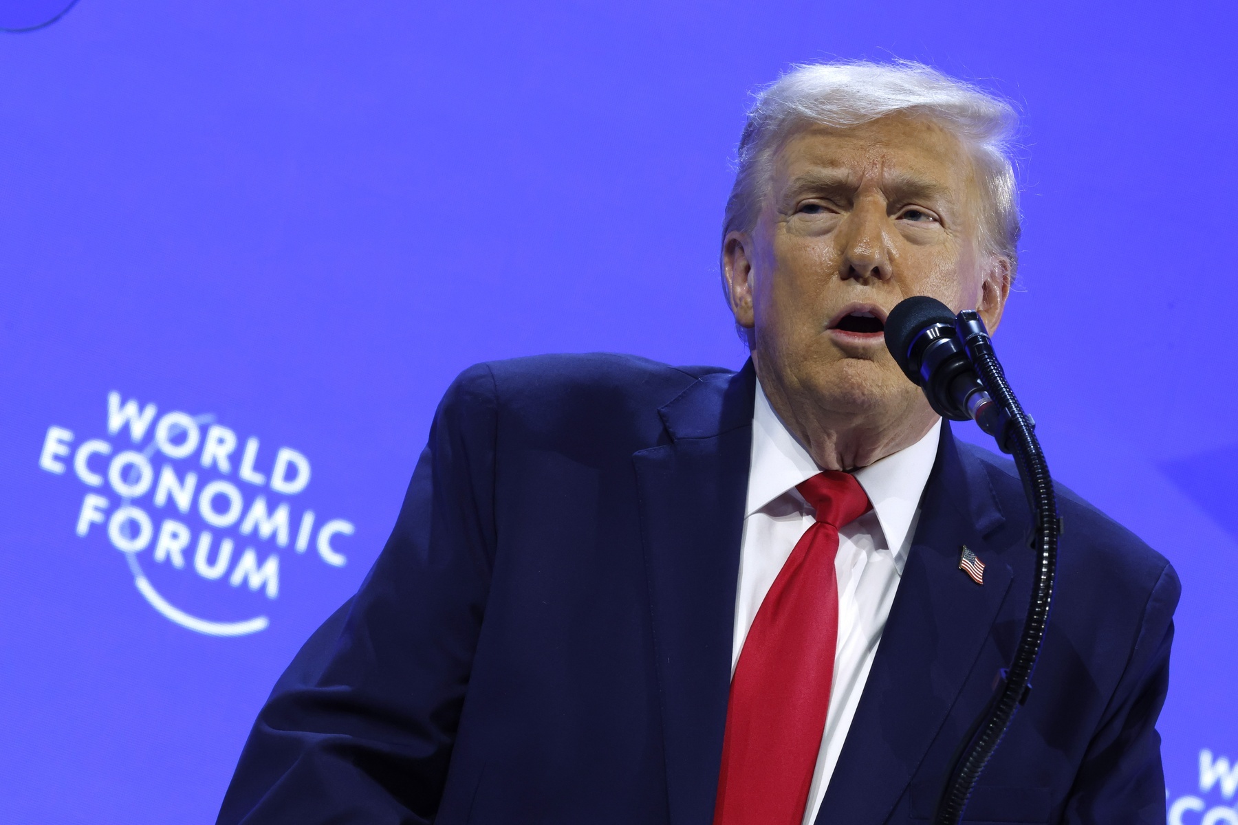 Global markets plunge after Trump's tariff threats against eight ...