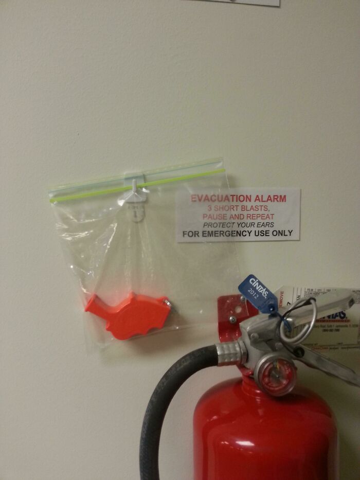 Redditors Share 18 Of The Worst Work Safety Examples Ever