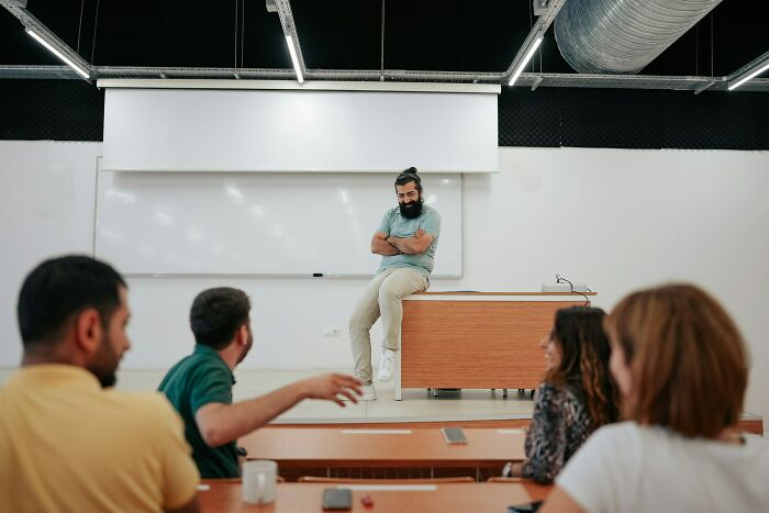 47 Unforgettable Teacher Moments Students Still Talk About