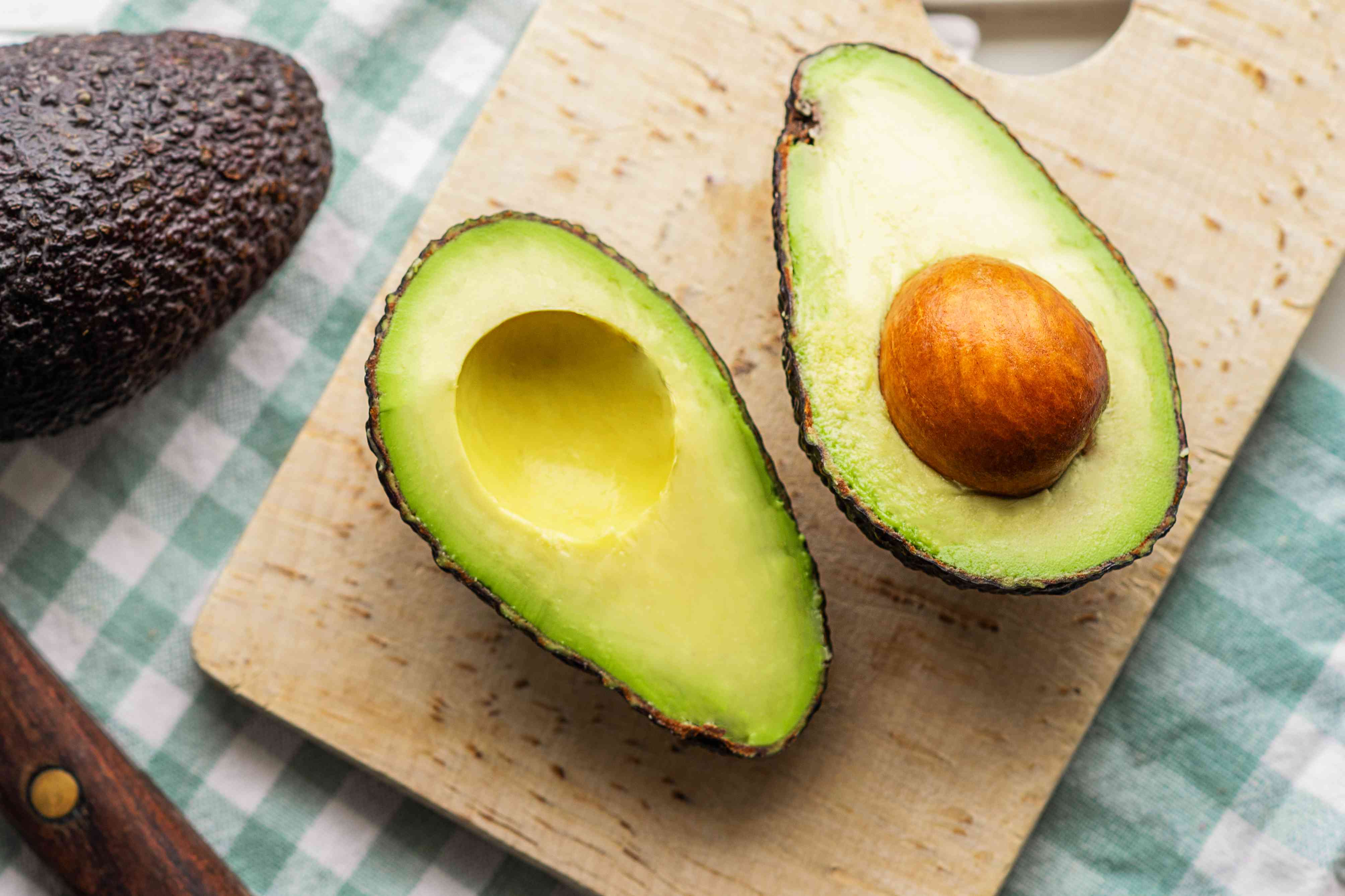 How to choose the best avocado every single time, according to a farmer