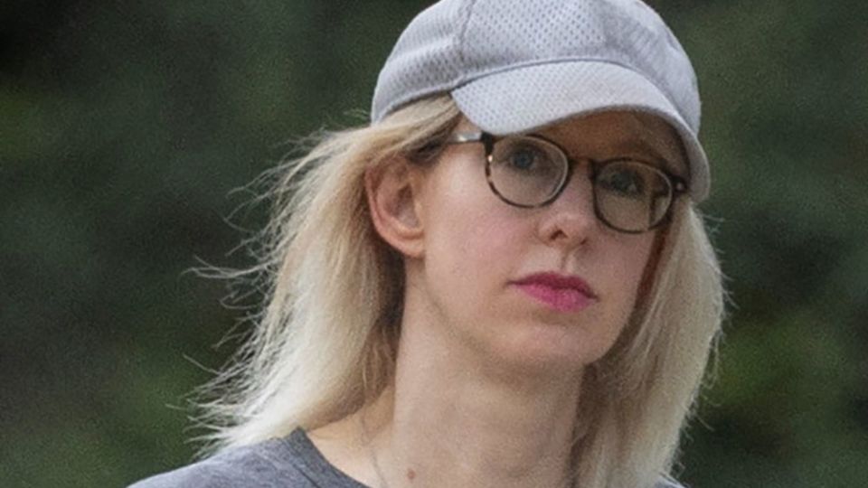 Elizabeth Holmes asks Trump to let her out of prison early<br><br>