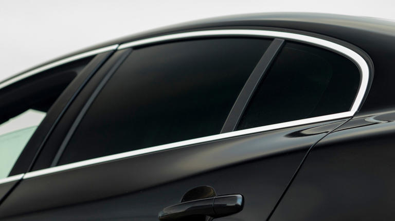 Which car windows can you legally tint?