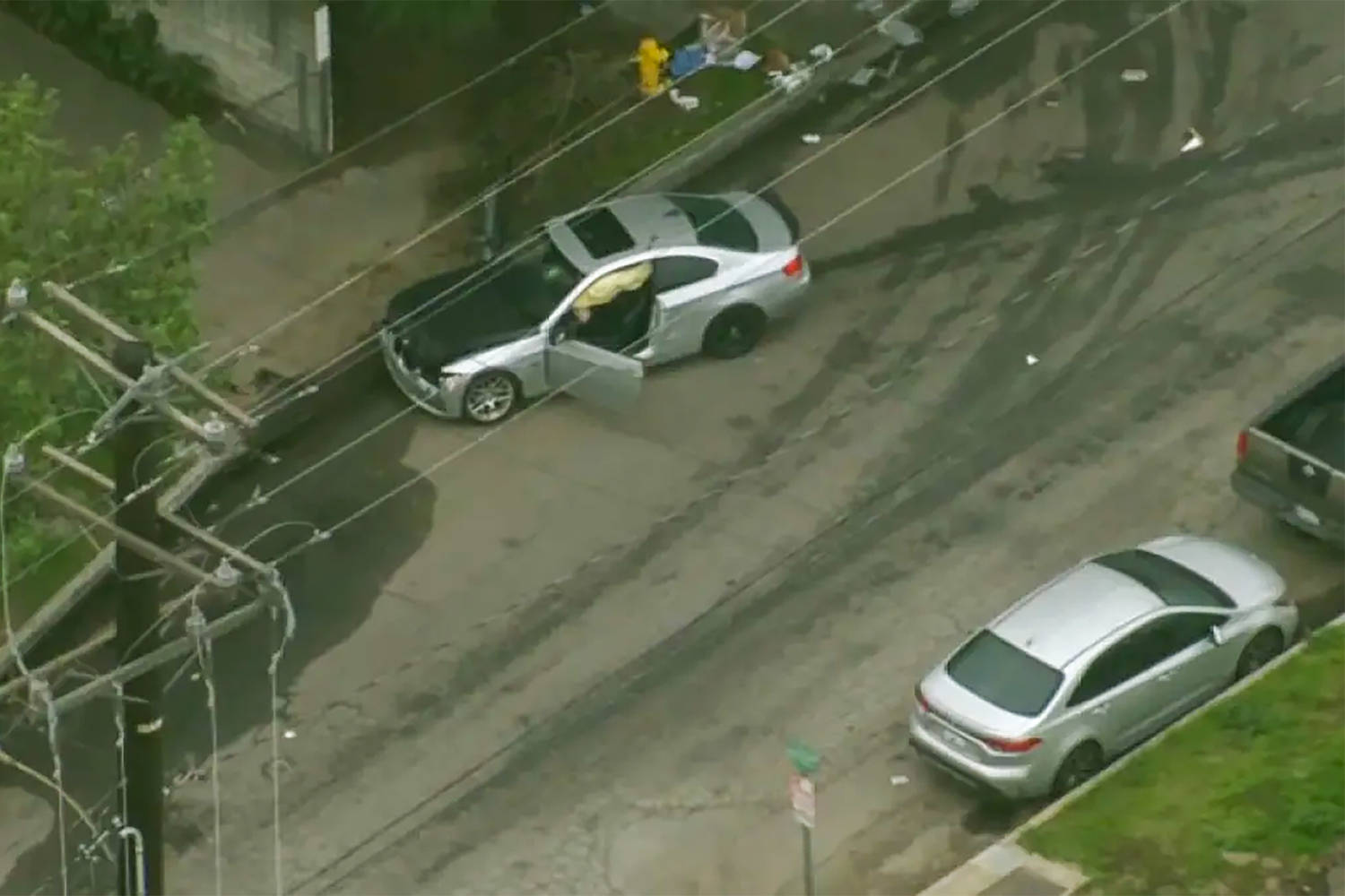 Federal agents involved in Los Angeles shooting after brief chase
