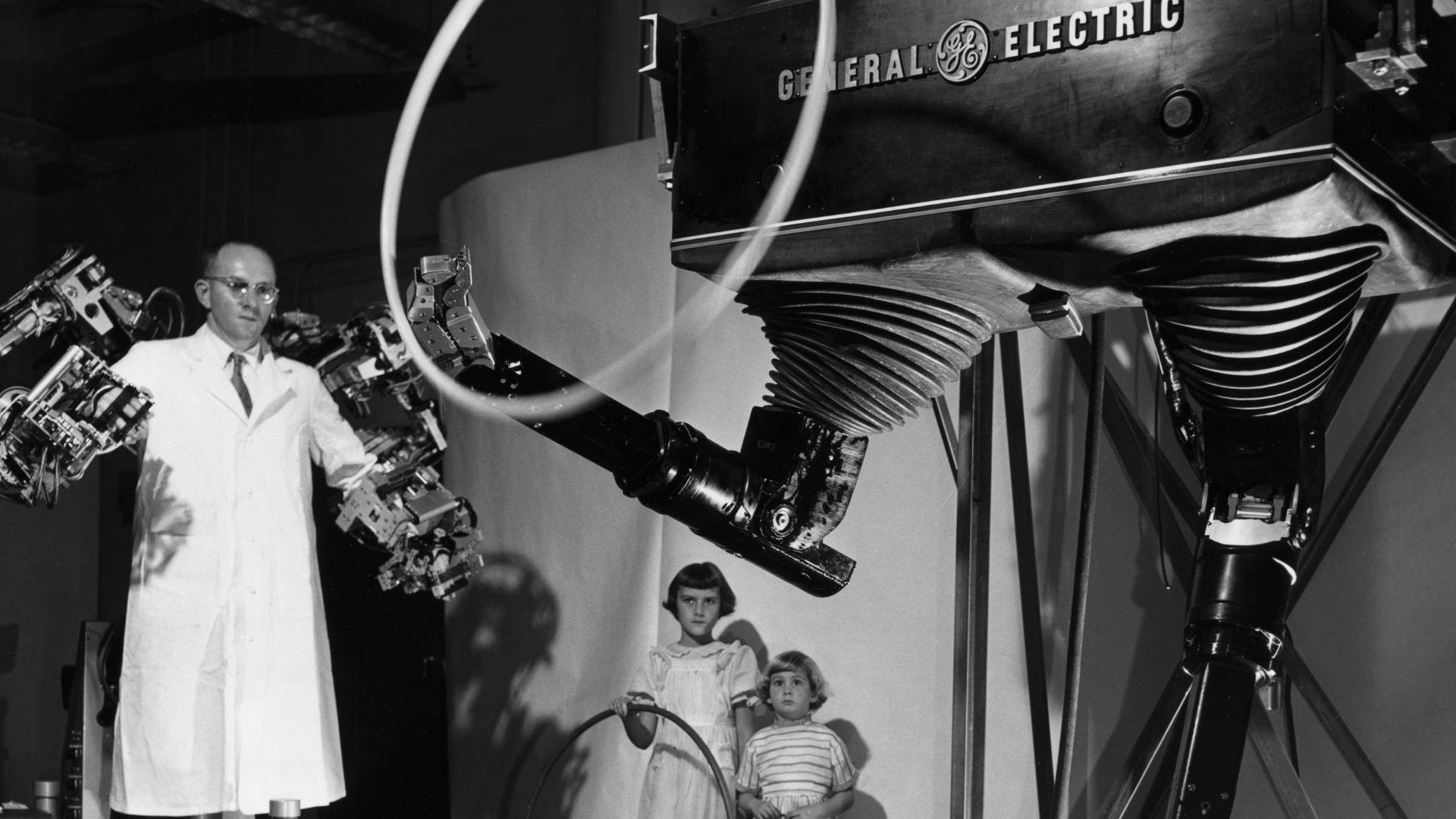 7 of the world’s oldest tech companies and how they evolved over time