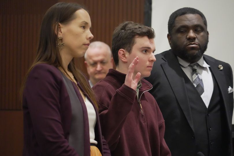 North Carolina teen pleads guilty to 2022 murder spree that left ...