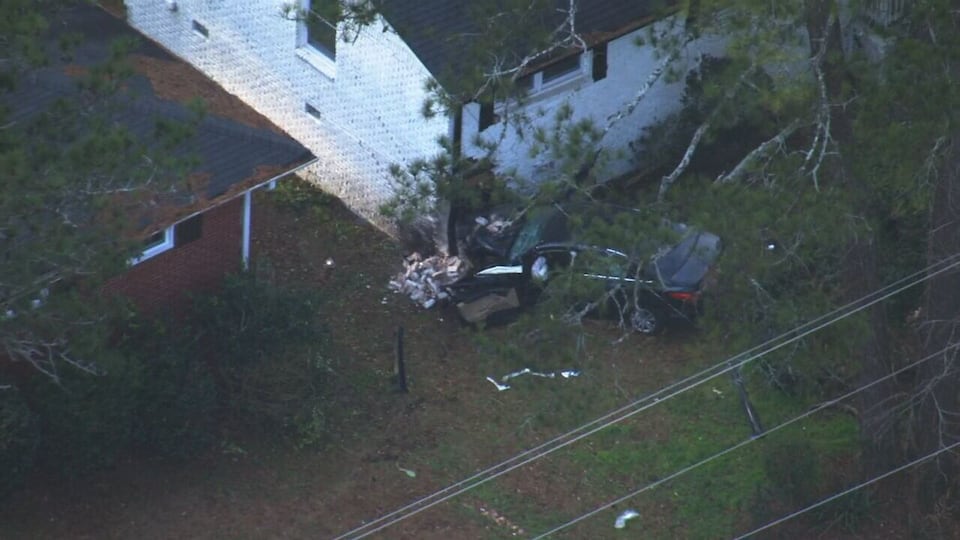 Driver injured after crashing into DeKalb County home