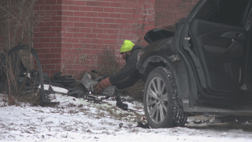 Officials: One person hurt after car crashes into house near Meyersdale ...