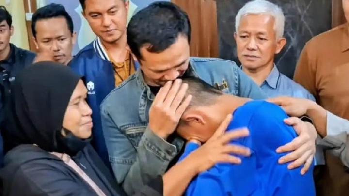 Wakapolri Komisaris Jenderal Dedi Prasetyo memberikan keterangan pers