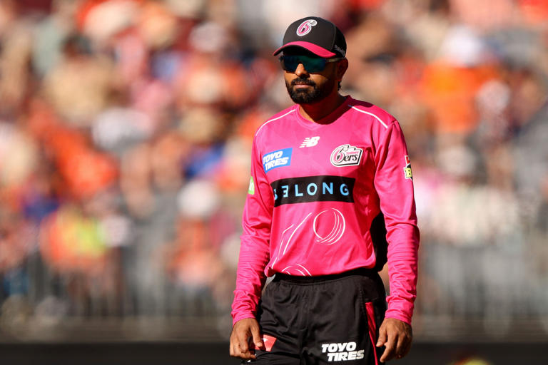Superstar BBL recruit makes shock early exit from Sixers