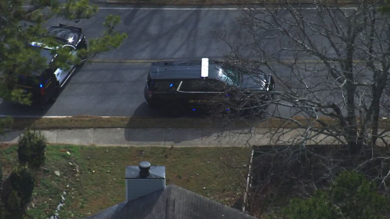 Nearly 12 hours later, SWAT standoff in DeKalb County continuing