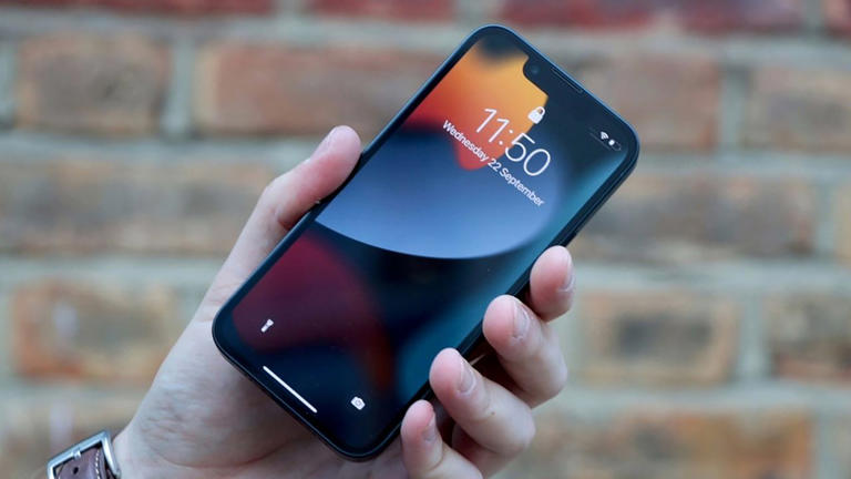I’m starting to think we’re at the right time for small phones to make ...