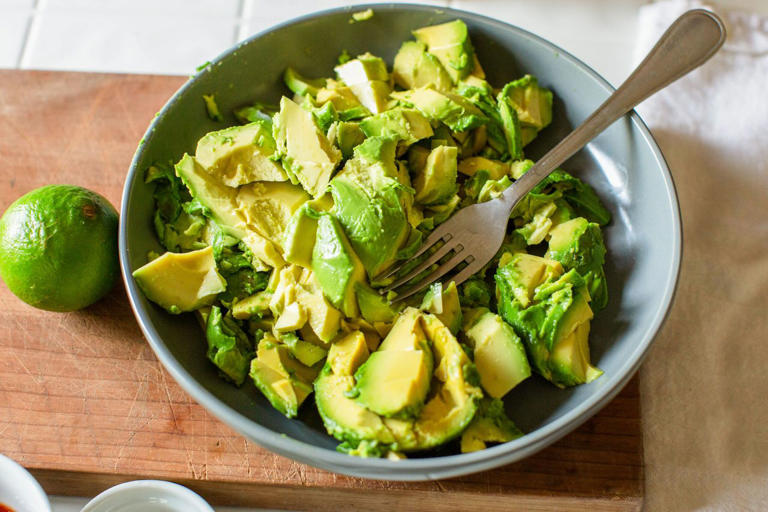 How to choose the best avocado every single time, according to a farmer