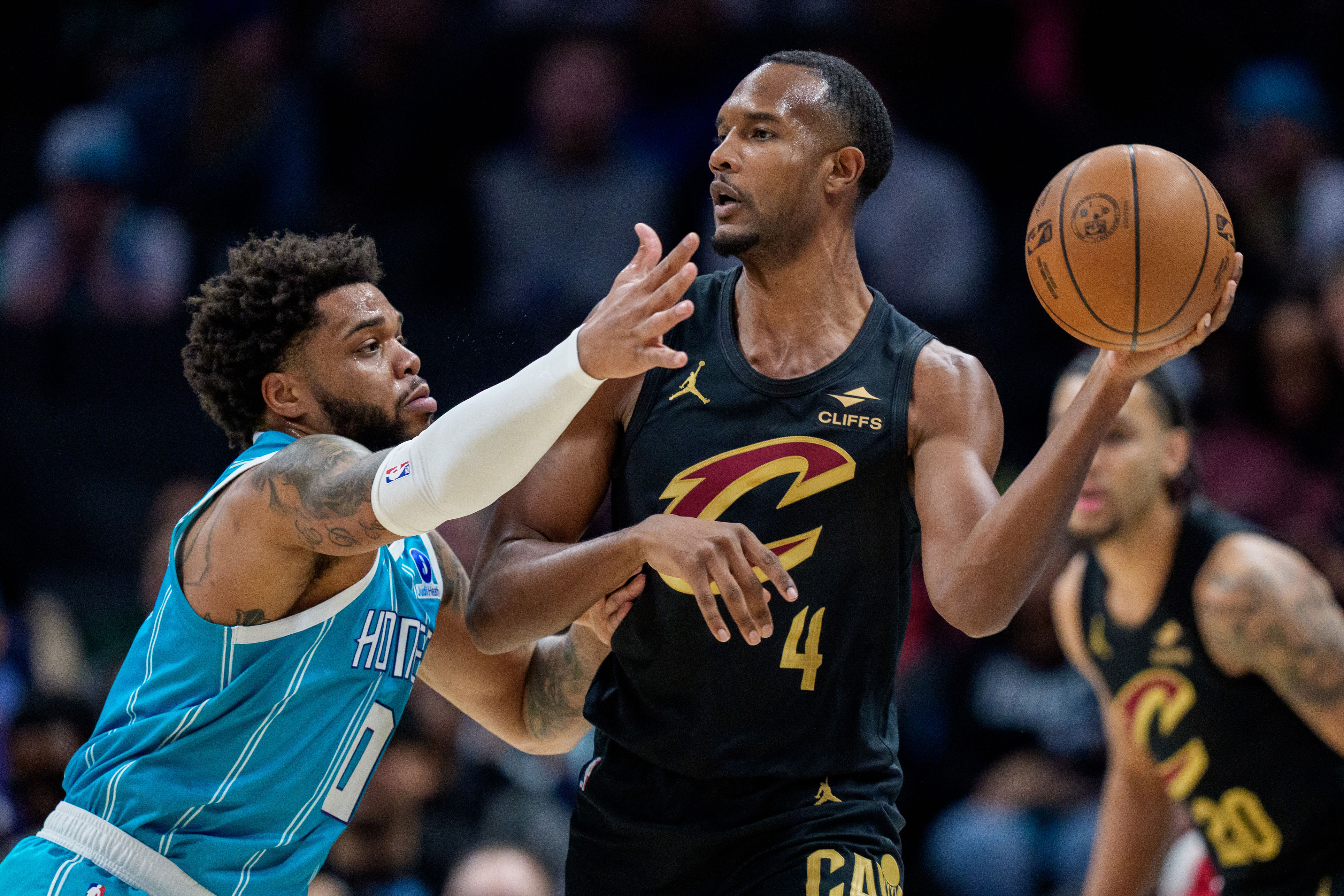 Winners and losers: Cavs at Hornets – Evan Mobley dominates then ...